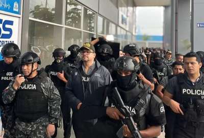 Reimberg pide a la Contralor&iacute;a que audite dependencias municipales de Dur&aacute;n