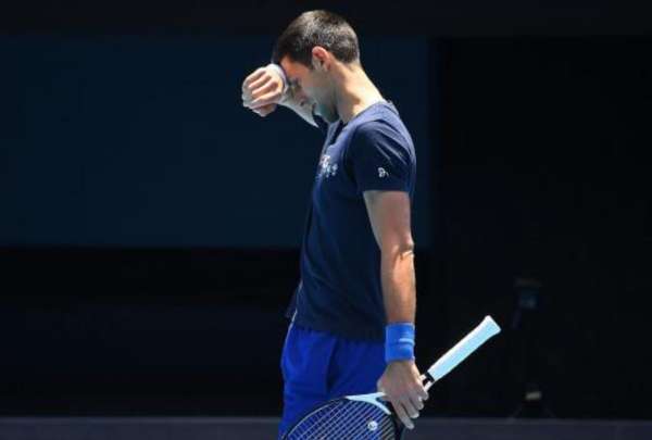 Novak Djokovic reconoce que viol&oacute; la cuarentena cuando estaba con covid-19