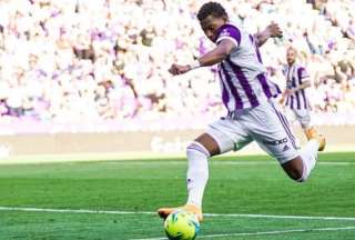 Gonzalo Plata entr&oacute; al cambio en el ag&oacute;nico triunfo del Valladolid