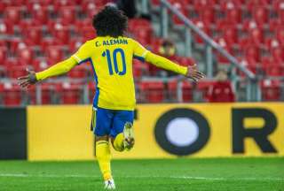 Christian Alem&aacute;n empieza a brillar en el f&uacute;tbol polaco