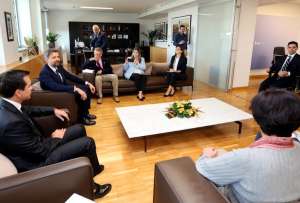 El presidente Daniel Noboa se reuni&oacute; con representantes del FIDA