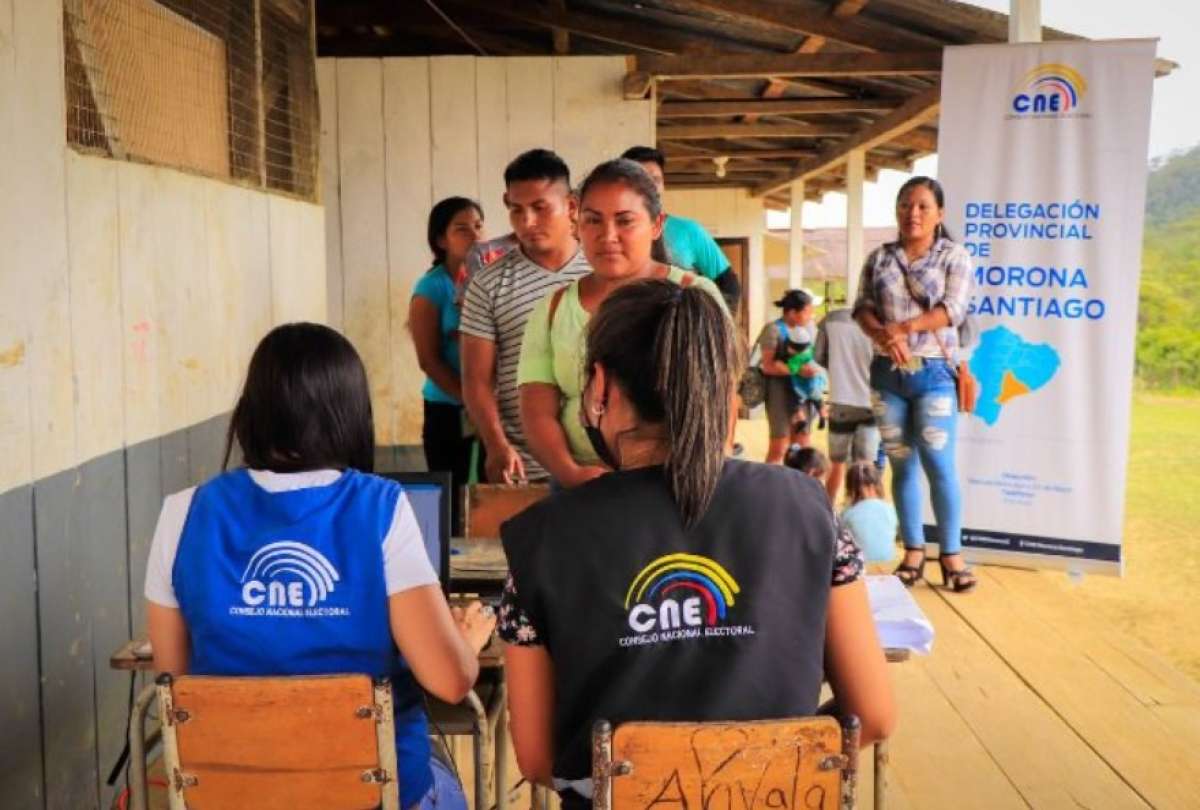 Los ciudadanos podr&aacute;n hacer este tr&aacute;mite de forma presencial y a trav&eacute;s de la p&aacute;gina web del Consejo Nacional Electoral. 