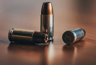 Mujer dispar&oacute; contra un ladr&oacute;n que le rob&oacute; dinero en efectivo en Argentina