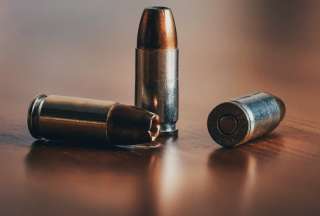 Mujer dispar&oacute; contra un ladr&oacute;n que le rob&oacute; dinero en efectivo en Argentina