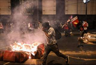 Ascienden a seis los fallecidos en Per&uacute; por las protestas contra el Gobierno