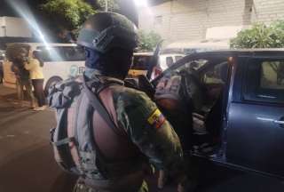 "Campaneros", guaridas y tanquetas: una noche en Basti&oacute;n Popular