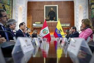Guillermo Lasso suscribi&oacute; acuerdo para las cuencas hidrogr&aacute;ficas transfroterizas