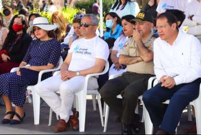 Patricio Carrillo, ministro del Interior (2&deg; desde la izq.) lider&oacute; este acto en Quito