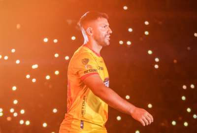 El 'Kun' Ag&uuml;ero fue el invitado especial de Barcelona SC para la Noche Amarilla 2022. 