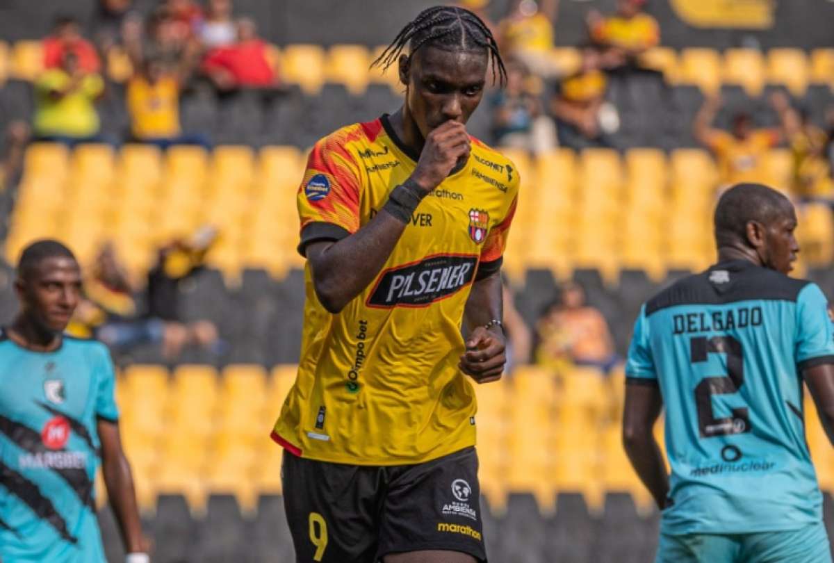 Allen Obando es considerado como uno de los jugadores de mayor proyecci&oacute;n del f&uacute;tbol ecuatoriano.