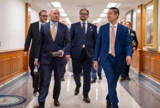 Departamento de Defensa de EE. UU. destaca reuni&oacute;n con ministros del sector seguridad de Ecuador