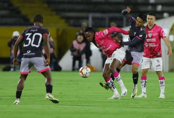 Independiente del Valle se meti&oacute; en los cuartos de final