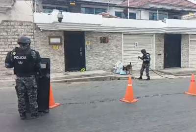 Polic&iacute;a descarta artefacto explosivo en Consulado de China