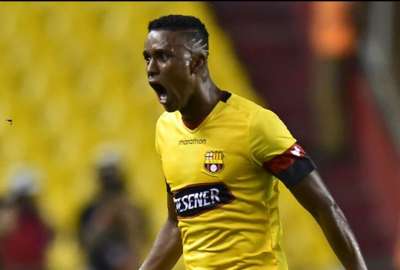 Barcelona venci&oacute; 2 - 0 al T&eacute;cnico Universitario