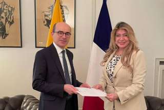 Ivonne Baki es acreditada como Embajadora en Francia