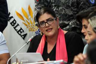 Ministra M&oacute;nica Palencia afronta juicio pol&iacute;tico en la Asamblea
