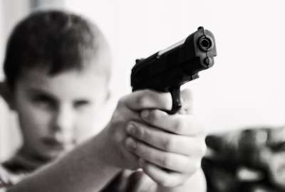 Ni&ntilde;o asesin&oacute; a su amigo tras perder en una partida de videojuegos