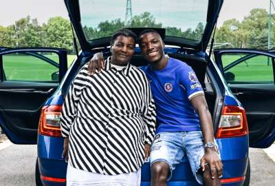 Mois&eacute;s Caicedo es jugador del Chelsea