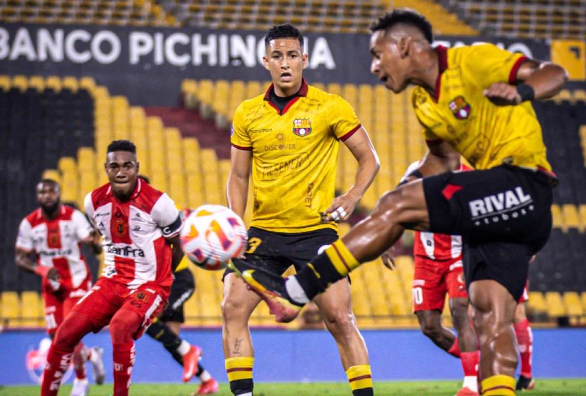 Barcelona Sporting Club bajó drásticamente su rendimiento en el estadio Monumental