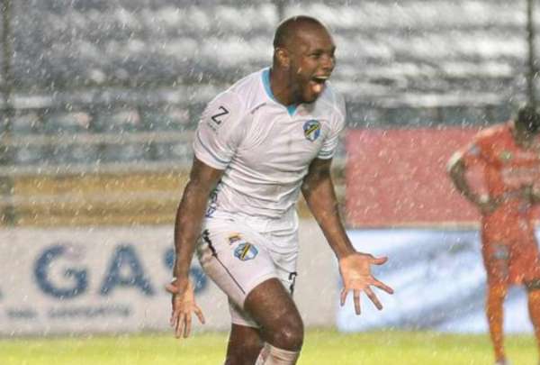 Juan Luis Anangon&oacute; fue figura del club Comunicaciones de Guatemala