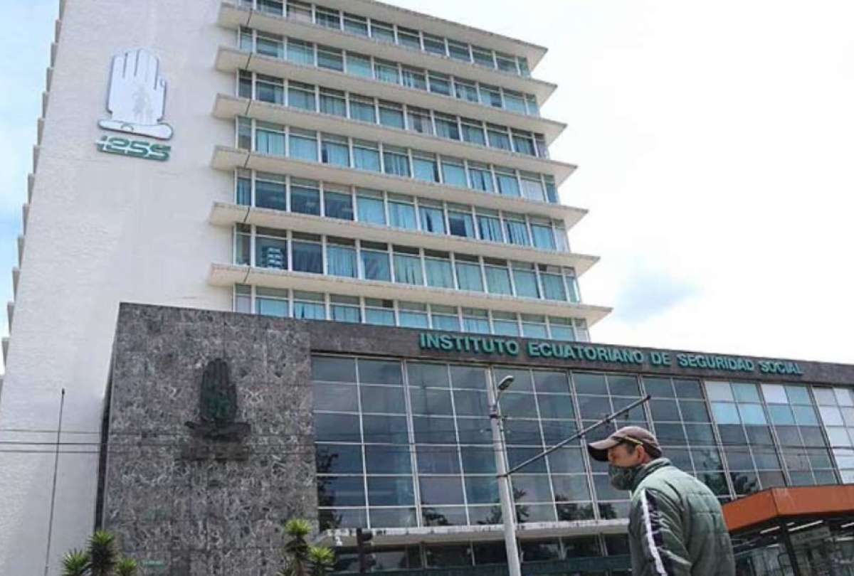 IESS desminti&oacute; una noticia falsa sobre las derivaciones de pacientes a servicios privados