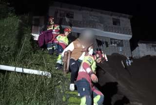Lluvias provocan el colapso de dos viviendas al norte de Quito