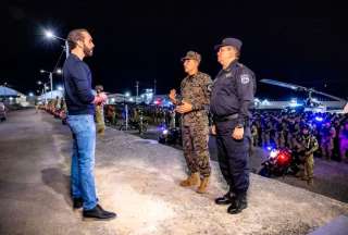 Nayib Bukele estren&oacute; nueva c&aacute;rcel para 40000 privados de libertad
