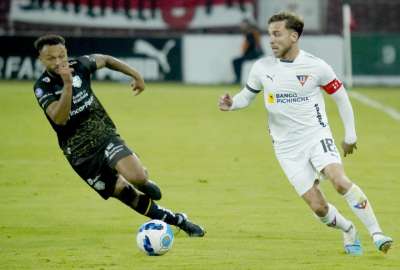 Ezequiel Piovi habl&oacute; sobre la rivalidad entre Liga de Quito y Barcelona Sporting Club