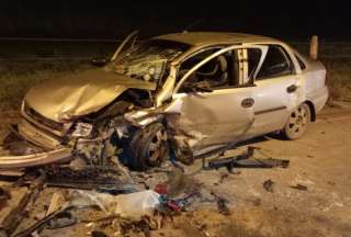 Accidente de tr&aacute;nsito m&uacute;ltiple en la Panamericana Sur deja nueve heridos en Cuenca