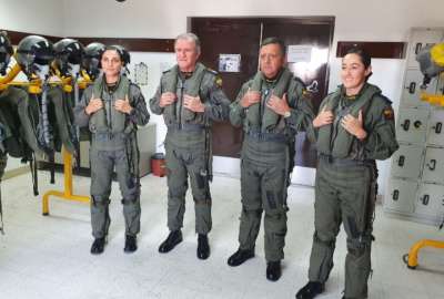 La FAE inici&oacute; el proceso de reclutamiento para oficiales y aerot&eacute;cnicos