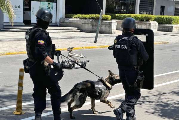 El ejercicio evalu&oacute; la capacidad de respuesta y coordinaci&oacute;n de las fuerzas del orden con la participaci&oacute;n de diversas instituciones de emergencia, en Quito.