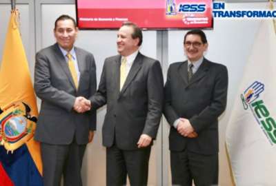 Gobierno pagar&aacute; al IESS 140 millones de d&oacute;lares por una deuda adquirida por el Estado en el 2001