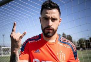 Hern&aacute;n Gal&iacute;ndez busca salir de la U. de Chile por las amenazas que recibe