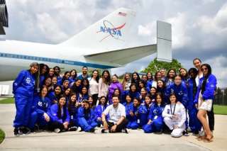 Ni&ntilde;as ecuatorianas vinculadas a programa de la NASA