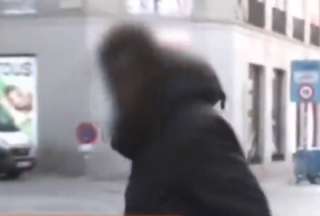 Periodista sufre intento de robo en medio de una cobertura en Espa&ntilde;a