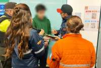 El joven enfrenta un proceso legal de sanci&oacute;n por no pagar su boleto al ingresar al Metro de Quito.
