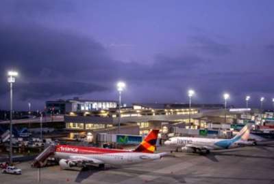 Aerol&iacute;nea ecuatoriana denuncia uso de su nombre para estafas