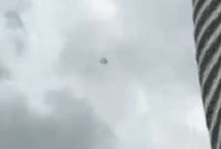 Guayaquil: OVNI aparece en el cielo de la ciudad y se hace viral