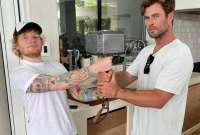 Chris Hemsworth emociona a sus fans siendo baterista de Ed Sheeran por una noche