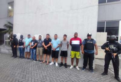 Tras el rescate de Collin Armstrong, 9 personas fueron detenidas. 
