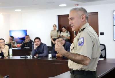 Fausto Salinas permanecer&aacute; en el cargo como Comandante General de la Polic&iacute;a Nacional. 