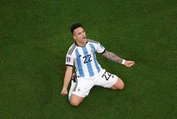 Jugadores de Pa&iacute;ses Bajos 'acosaron' a Lautaro Mart&iacute;nez antes del &uacute;ltimo penal