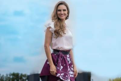 Mar&iacute;a Isabel Albuja, 20 a&ntilde;os de trayectoria musical