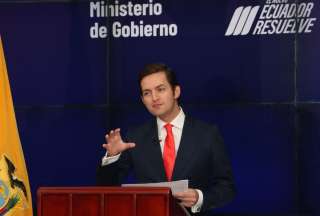 Gobierno plantea una banda de protecci&oacute;n para establecer el precio de las gasolinas