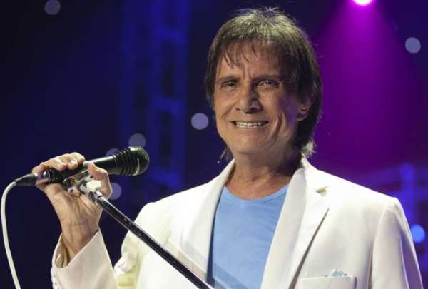 El legendario cantante brasilero ofrecer&aacute; un inolvidable concierto el 26 de febrero en el Coliseo General Rumi&ntilde;ahui de Quito.