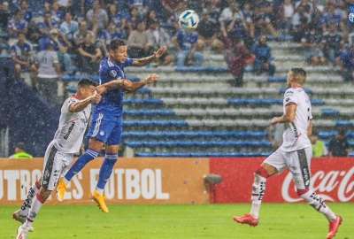 El marcador qued&oacute; 2-1 a favor del 'Bombillo'.