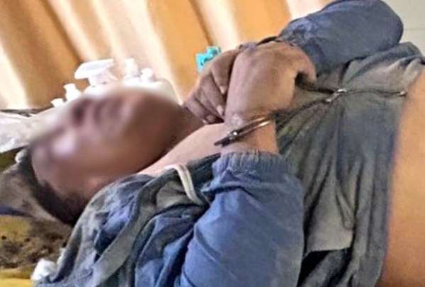 Enfrentamiento en Quito deja un presunto antisocial herido y evidencia de robo dentro del veh&iacute;culo