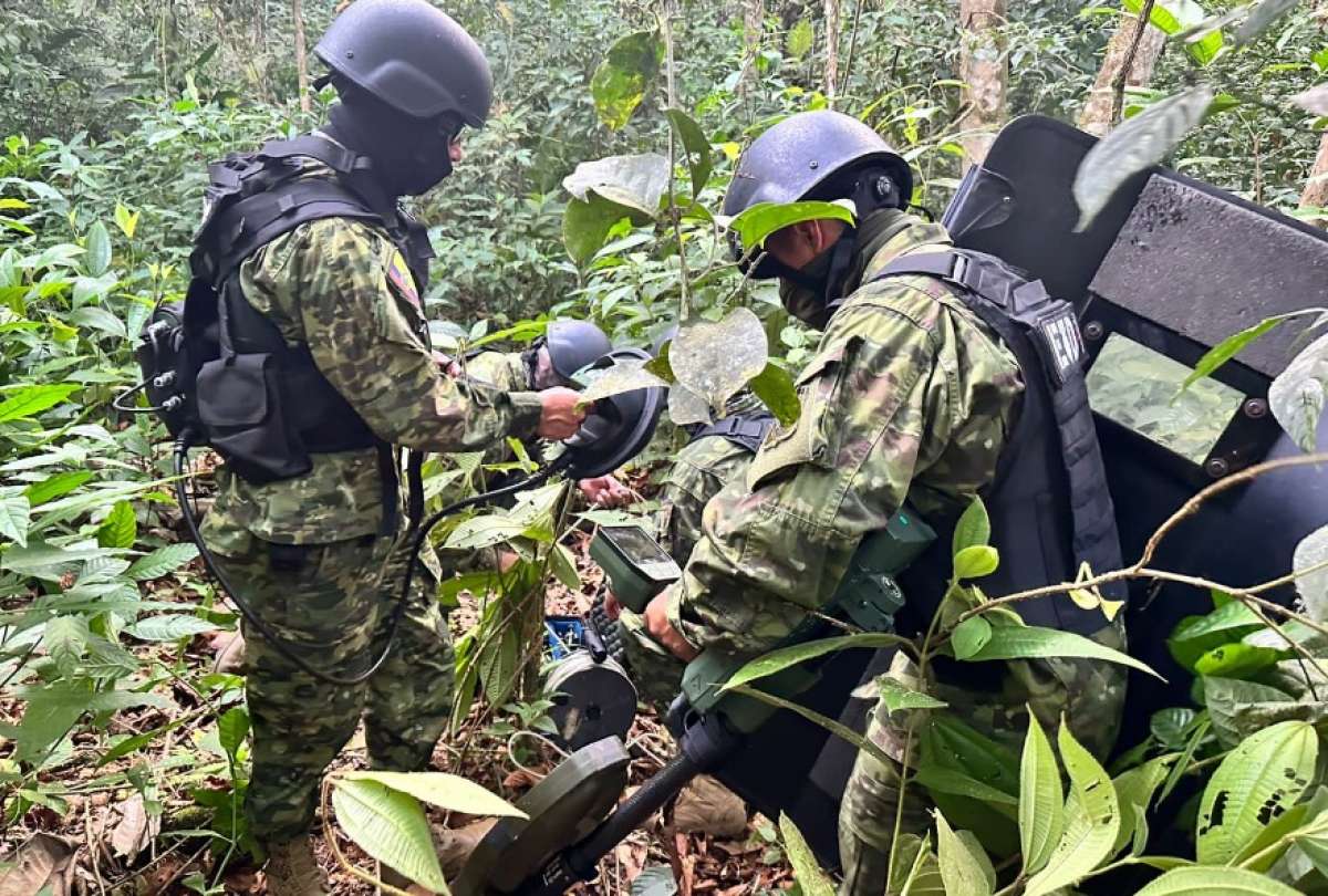 Militares decomisaron artefactos explosivos en Esmeraldas
