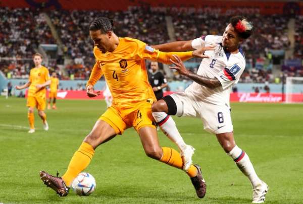 Pa&iacute;ses Base es el primer apuntado a los cuartos de final del Mundial