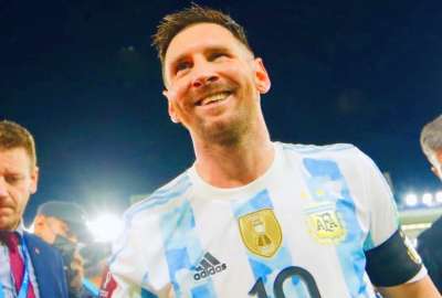 Messi dio 'like' a una publicaci&oacute;n de Lautaro Mart&iacute;nez y encendi&oacute; el debate